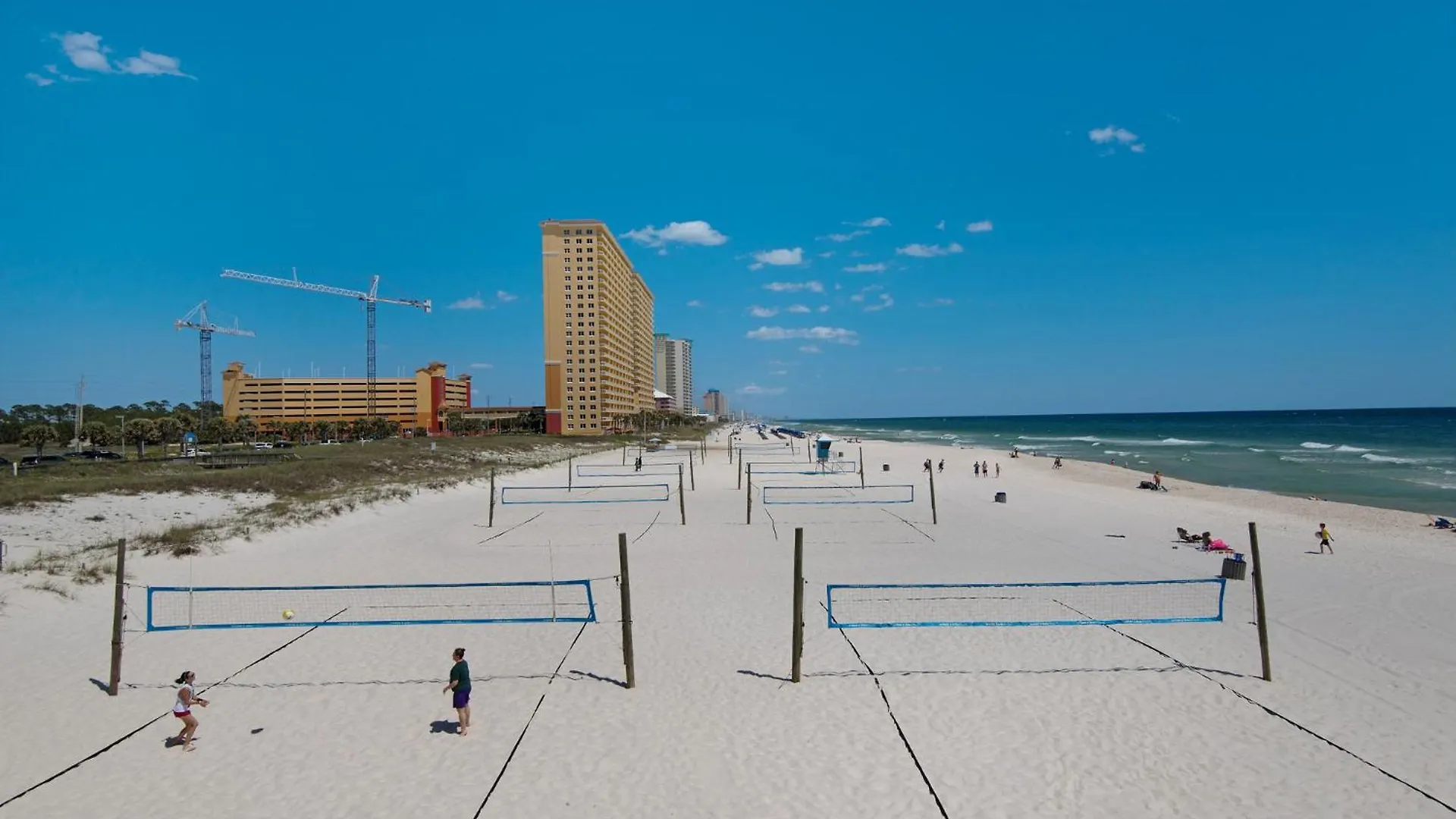 Grandview Oasis! 3Br 2Ba Sleeps 9! Gulf-Front Tranquility Beckons! Villa Panama City Beach Holiday home