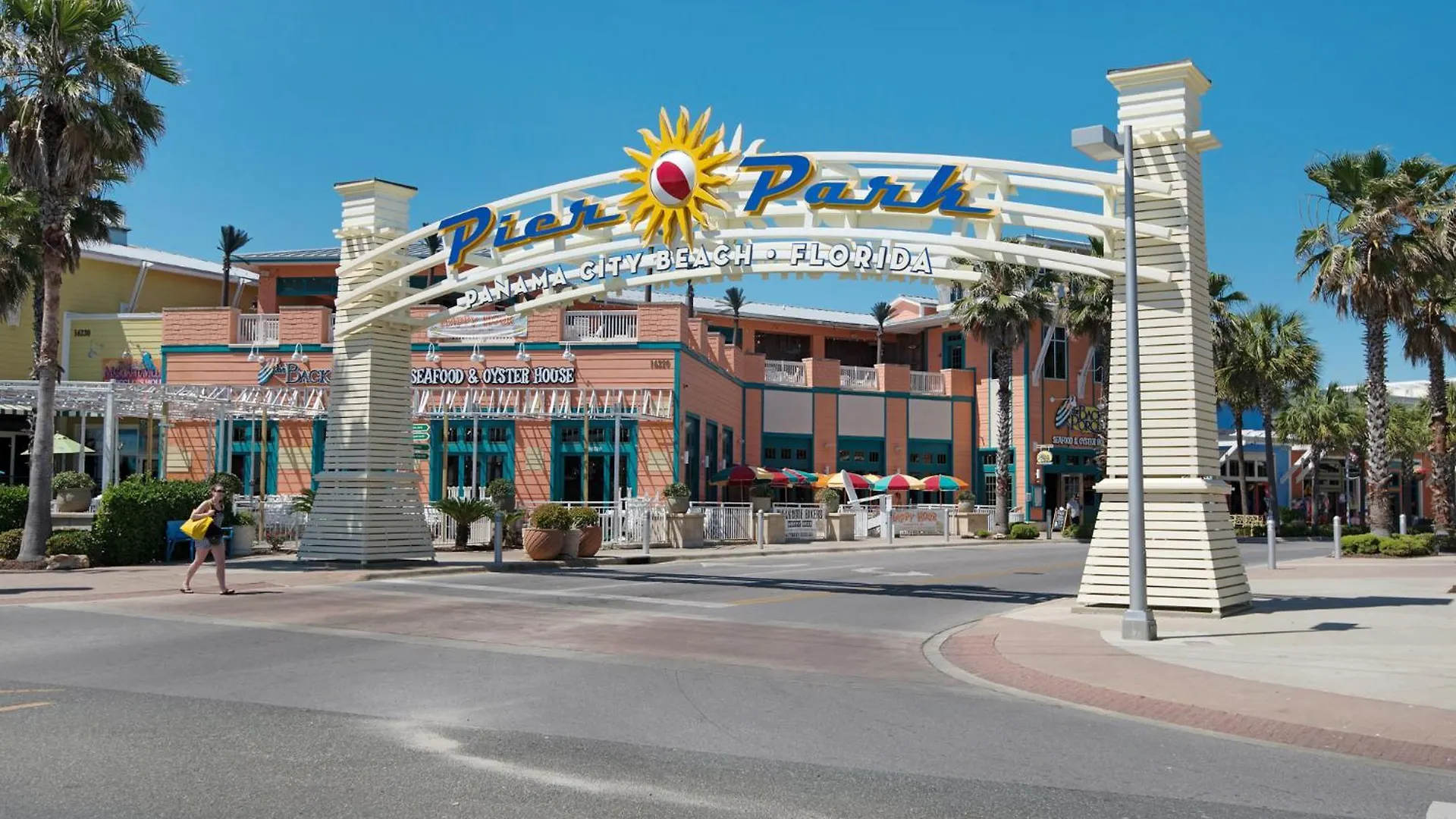 Grandview Oasis! 3Br 2Ba Sleeps 9! Gulf-Front Tranquility Beckons! Villa Panama City Beach