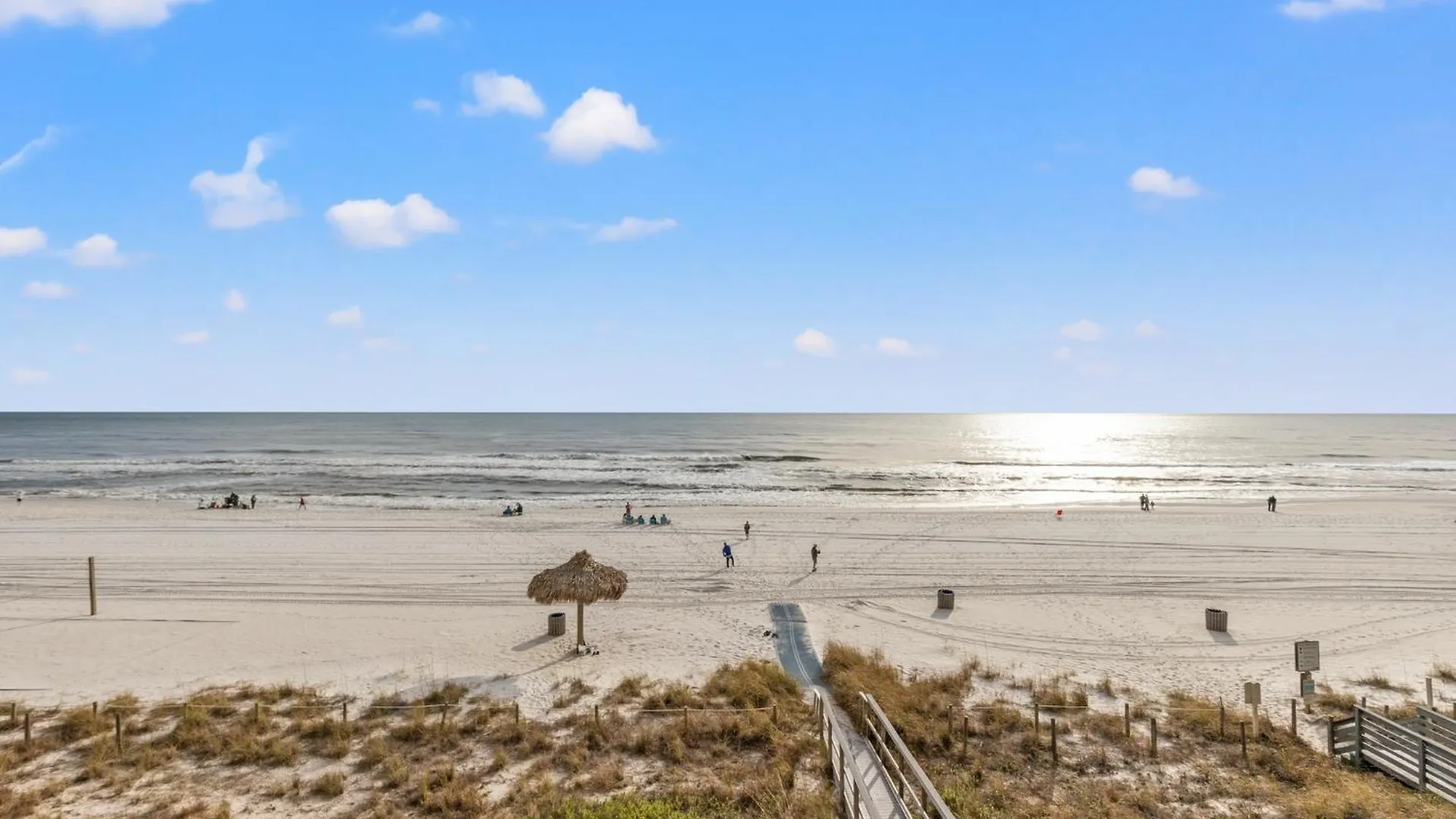 Grandview Oasis! 3Br 2Ba Sleeps 9! Gulf-Front Tranquility Beckons! Villa Panama City Beach
