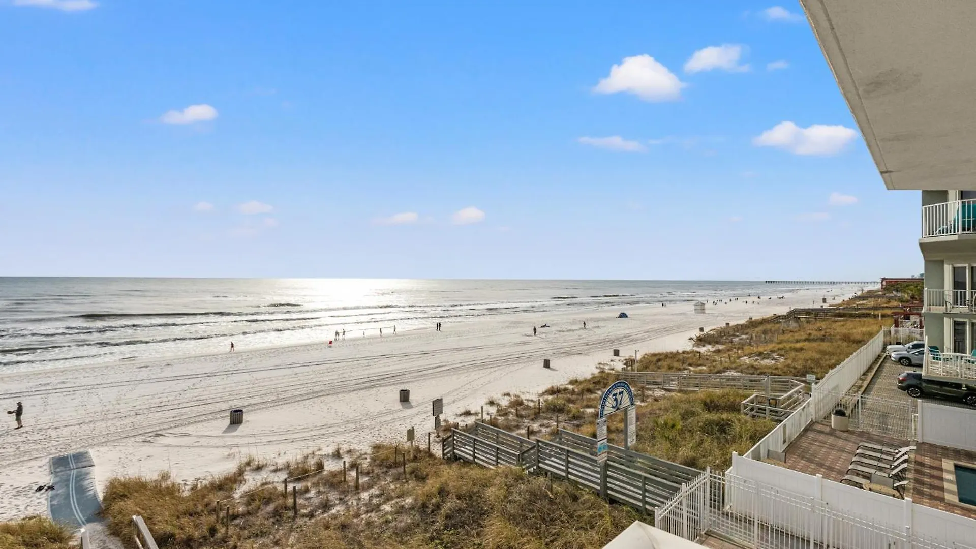 Grandview Oasis! 3Br 2Ba Sleeps 9! Gulf-Front Tranquility Beckons! Villa Panama City Beach 0*,
