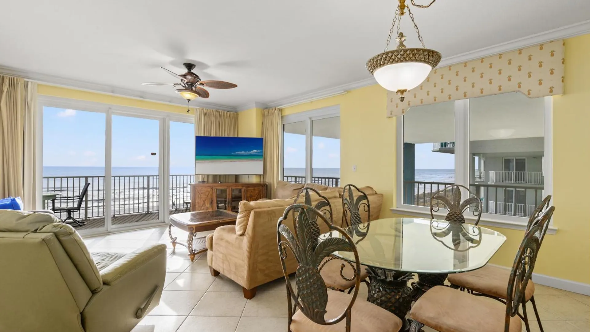 Holiday home Grandview Oasis! 3Br 2Ba Sleeps 9! Gulf-Front Tranquility Beckons! Villa Panama City Beach United States